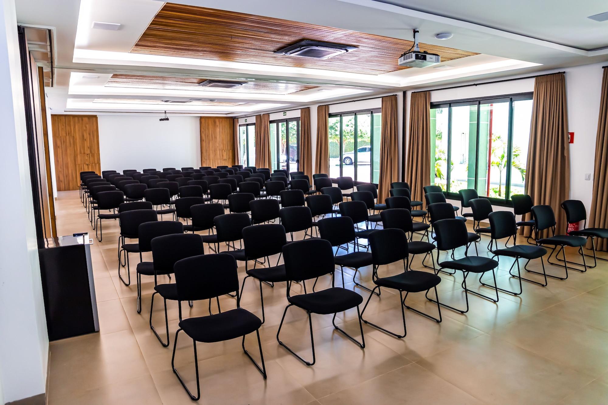 Salón de Baile Ellus Hotel