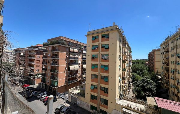 Luciano Queen's Guest House