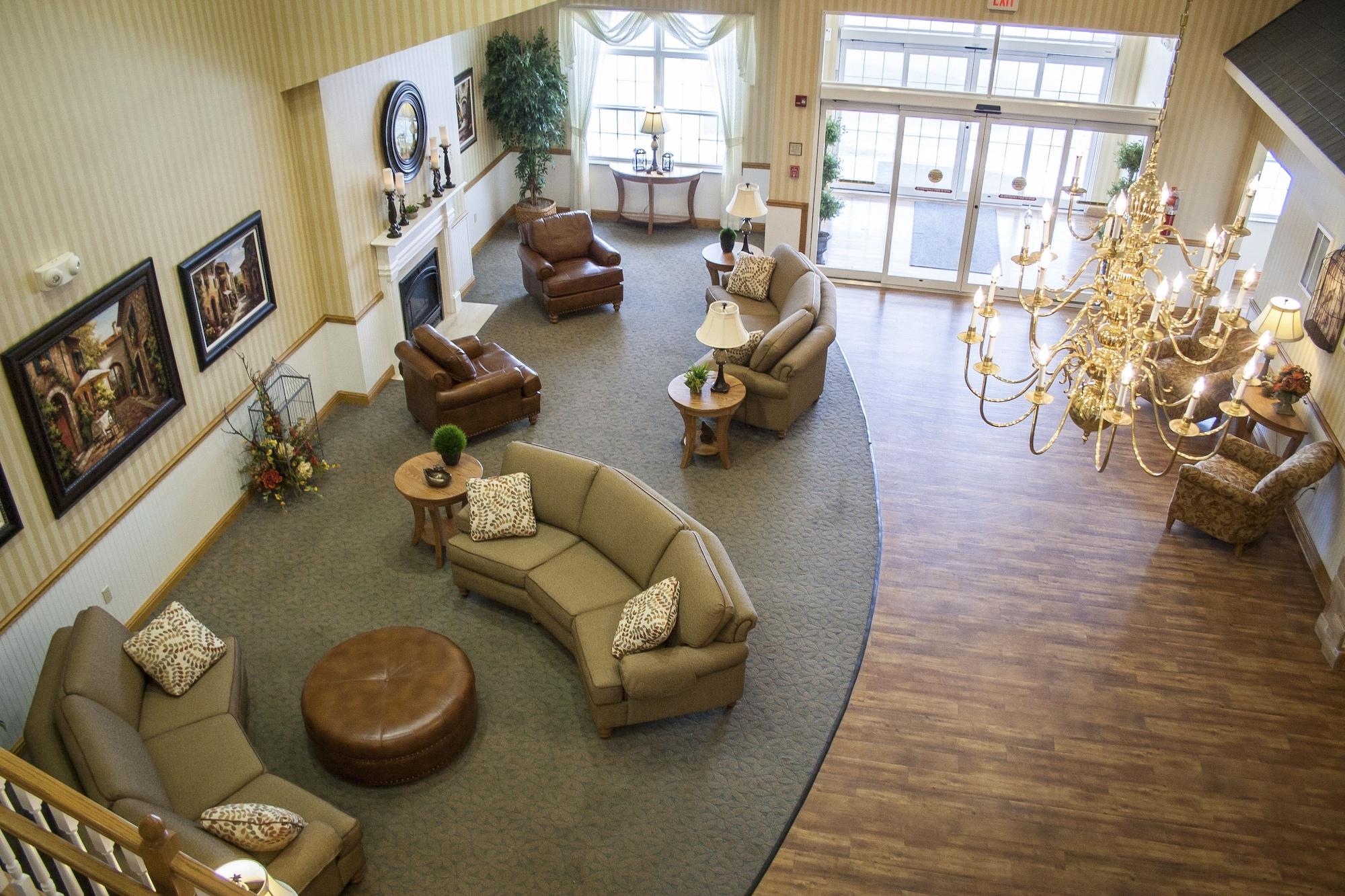 Vista Lobby Blue Gate Garden Inn
