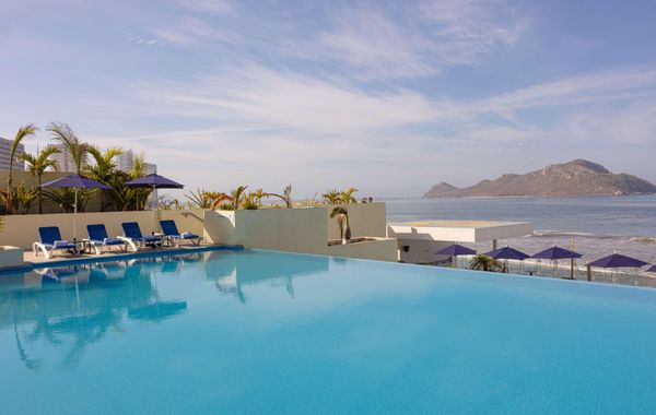 DoubleTree by Hilton Mazatlan