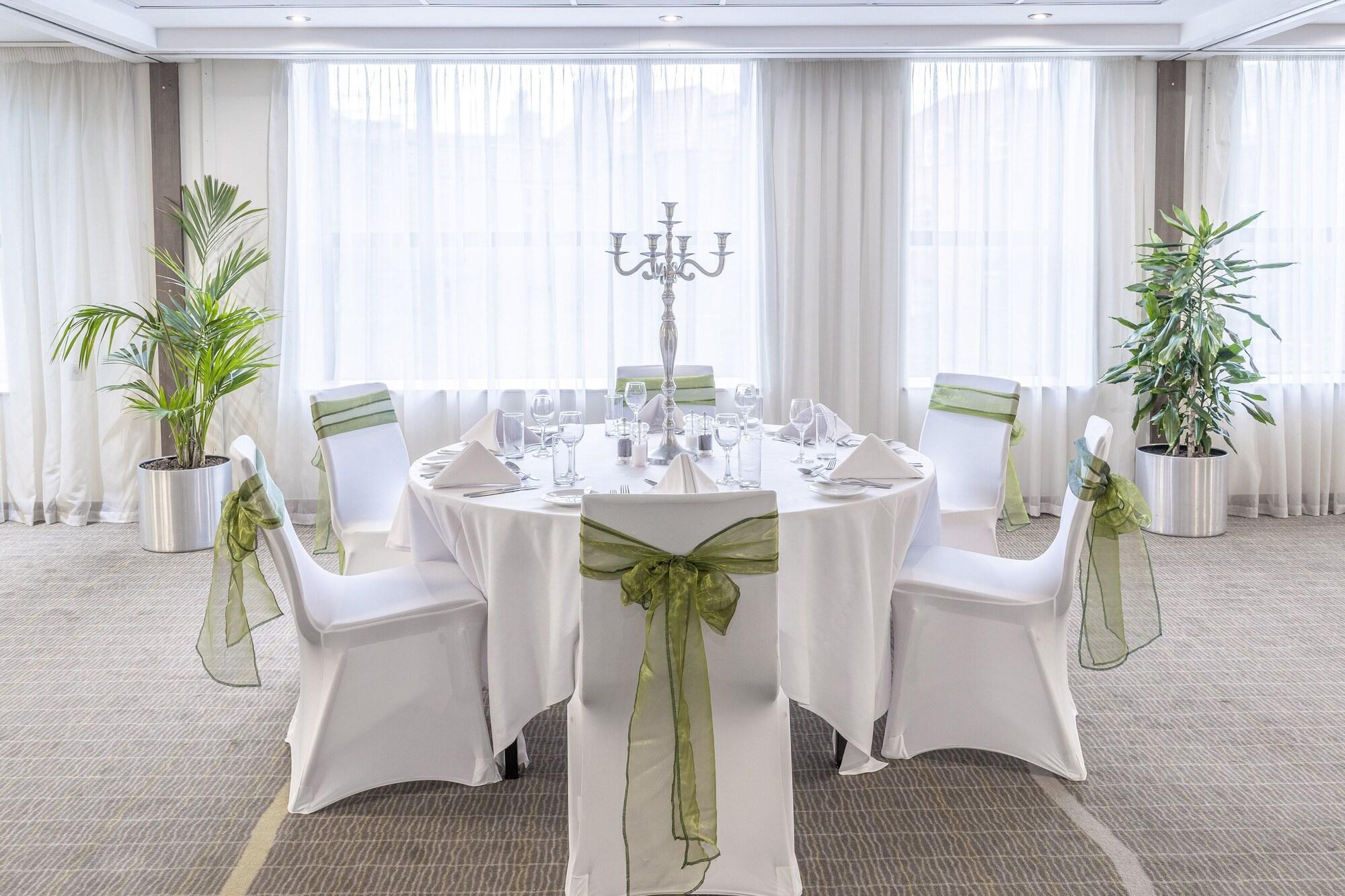 Sala de Reuniones Holiday Inn Bristol City Centre by IHG