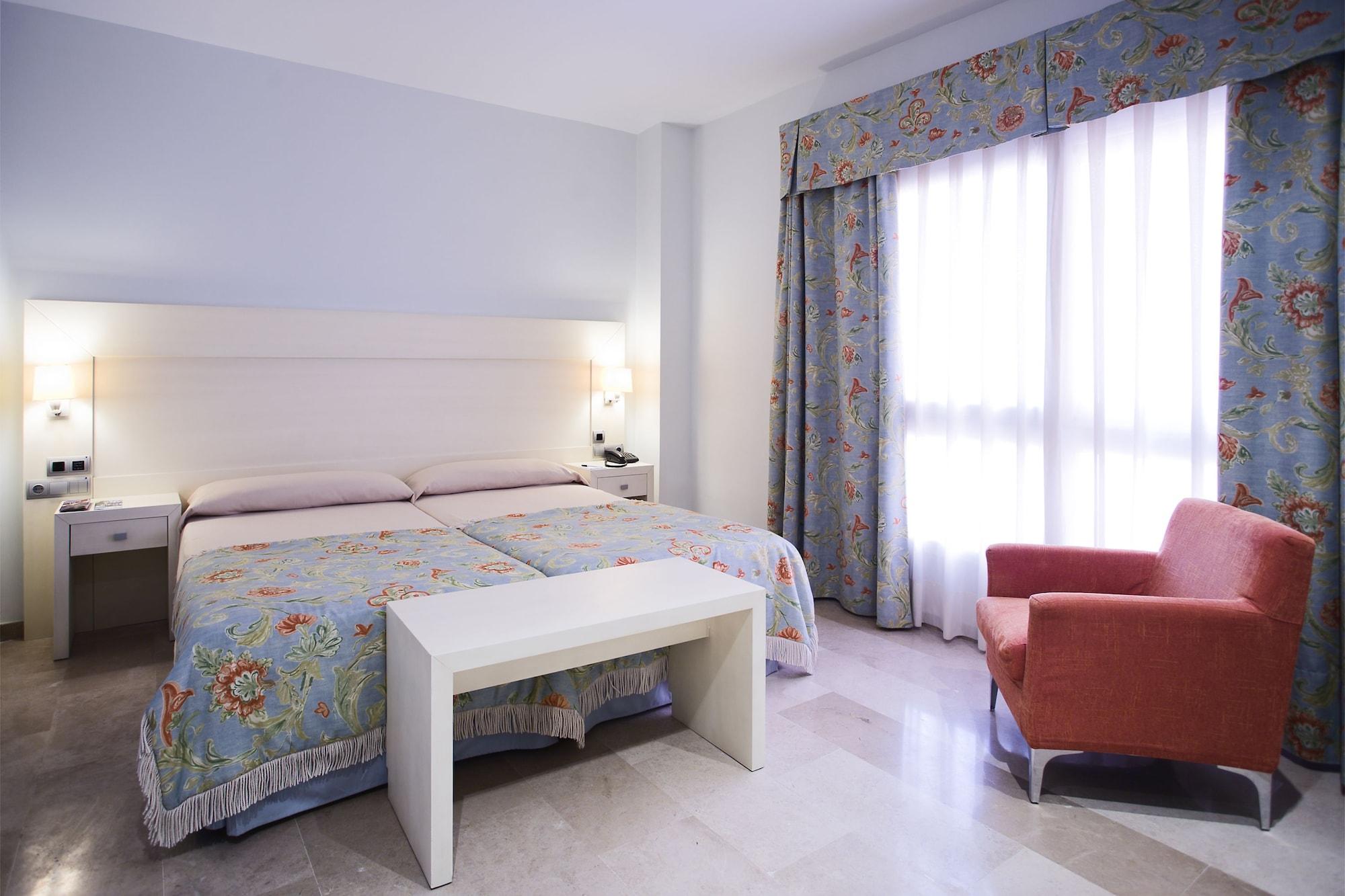 Habitación Senator Águilas Hotel
