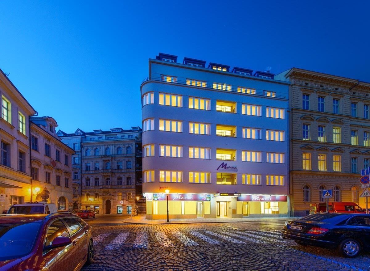 Vista Lobby Myo Hotel Mysterius