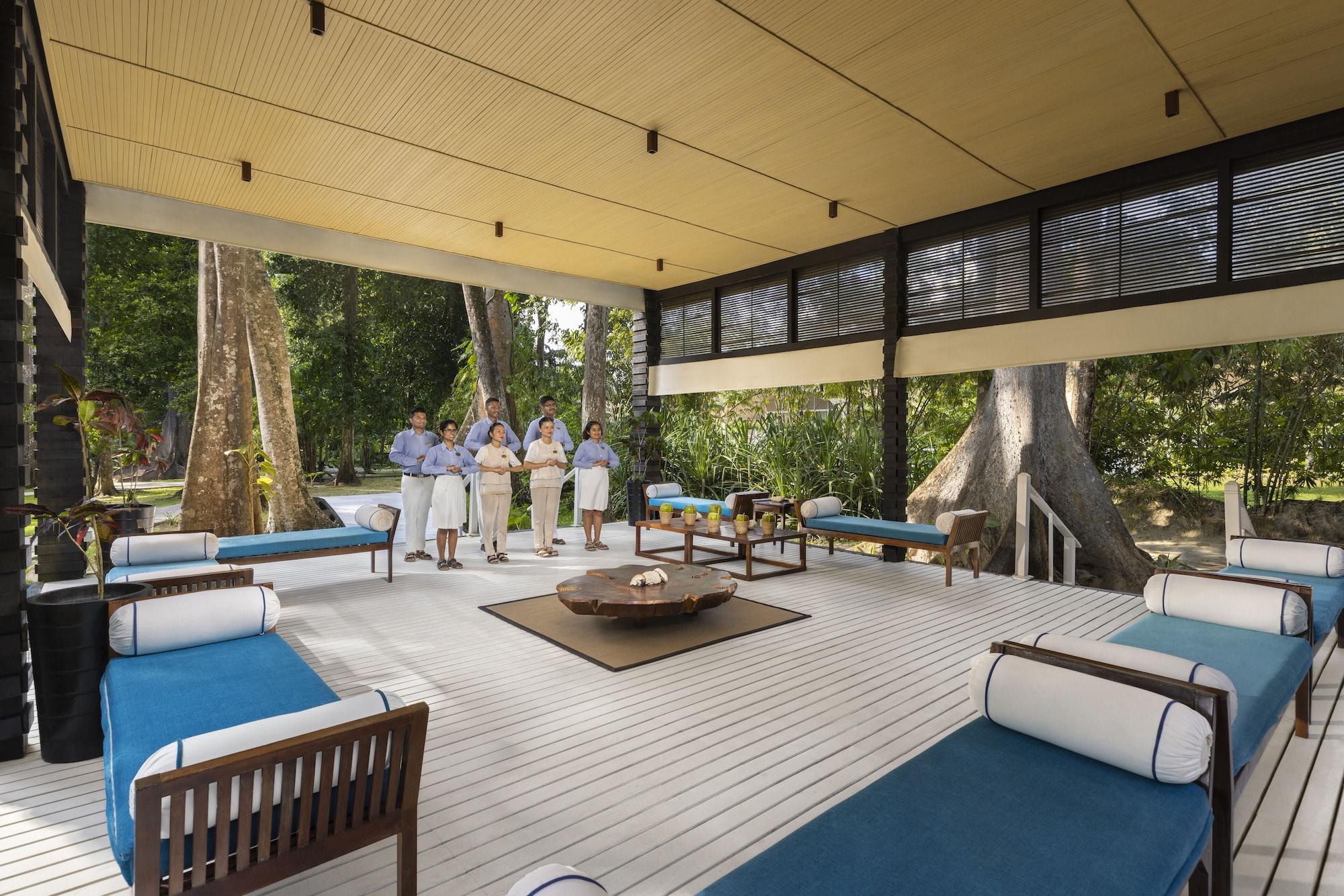 Vista Lobby Taj Exotica Resort & Spa, Andamans