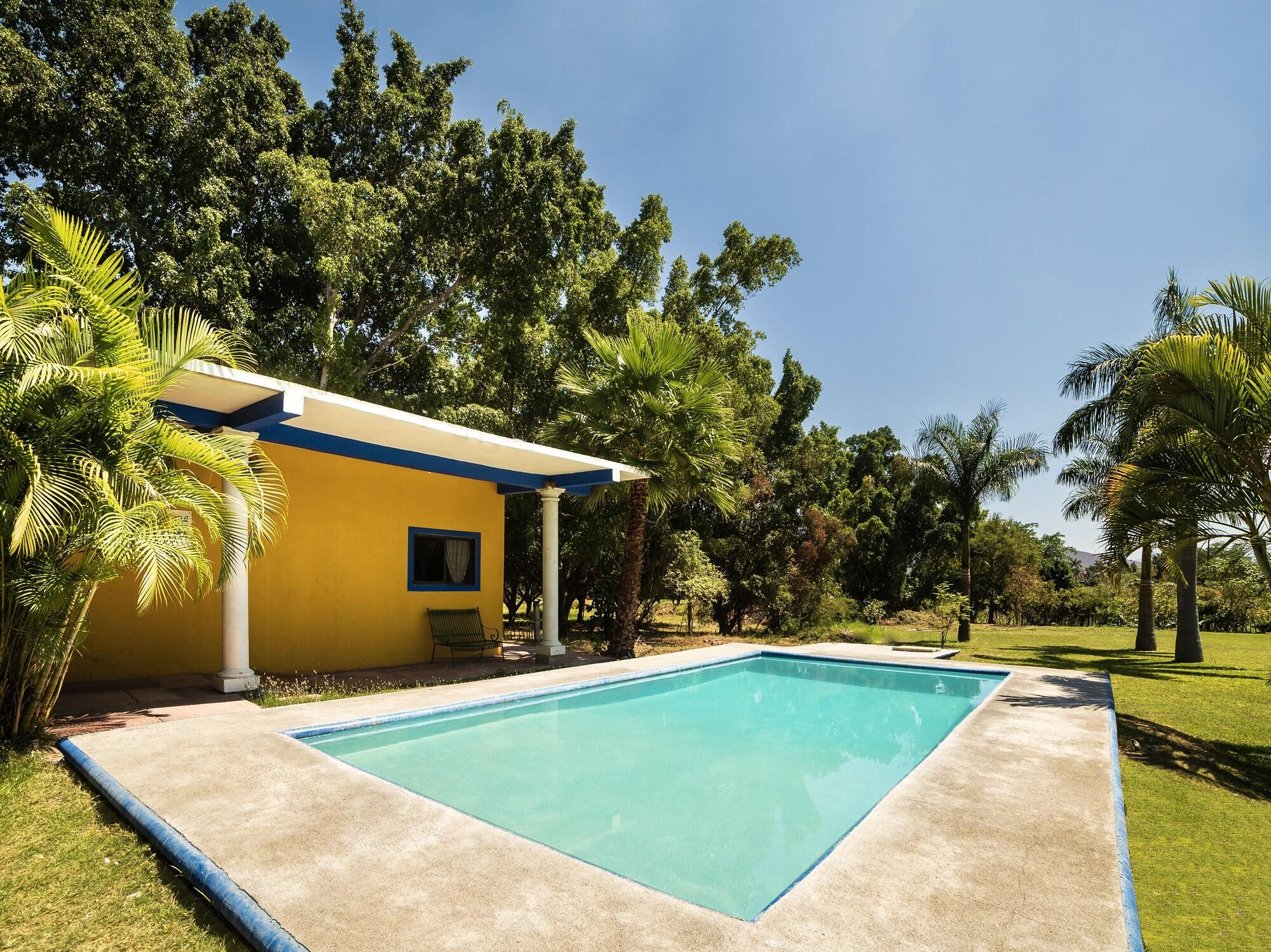 Varios Villas el Paraíso, El Rollo