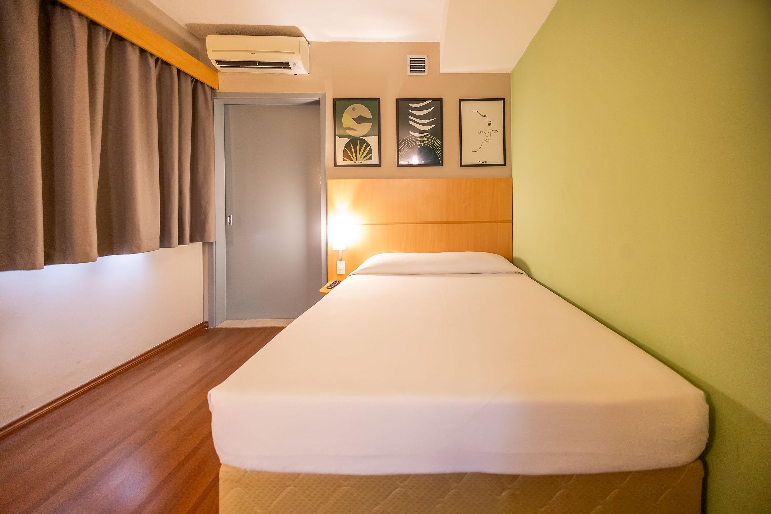 Camas Hus Hotel Dourados
