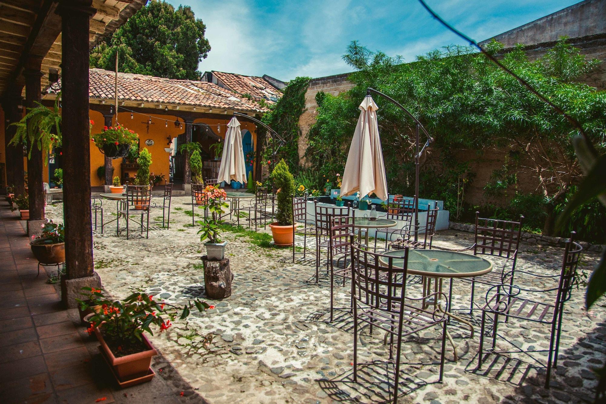 Vista Exterior Hotel Monasterio