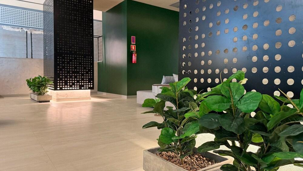 Vista Lobby Silo 215 Moinho por YOLO