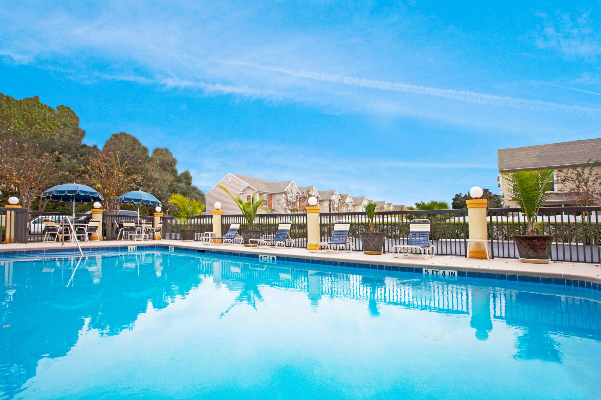 Vista Piscina Holiday Inn Express Hotel & Suites Jacksonville - South by IHG