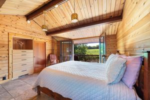 Alquiler Vacacional - A Peaceful Retreat in Wine Country - The Maefield Vineyard House