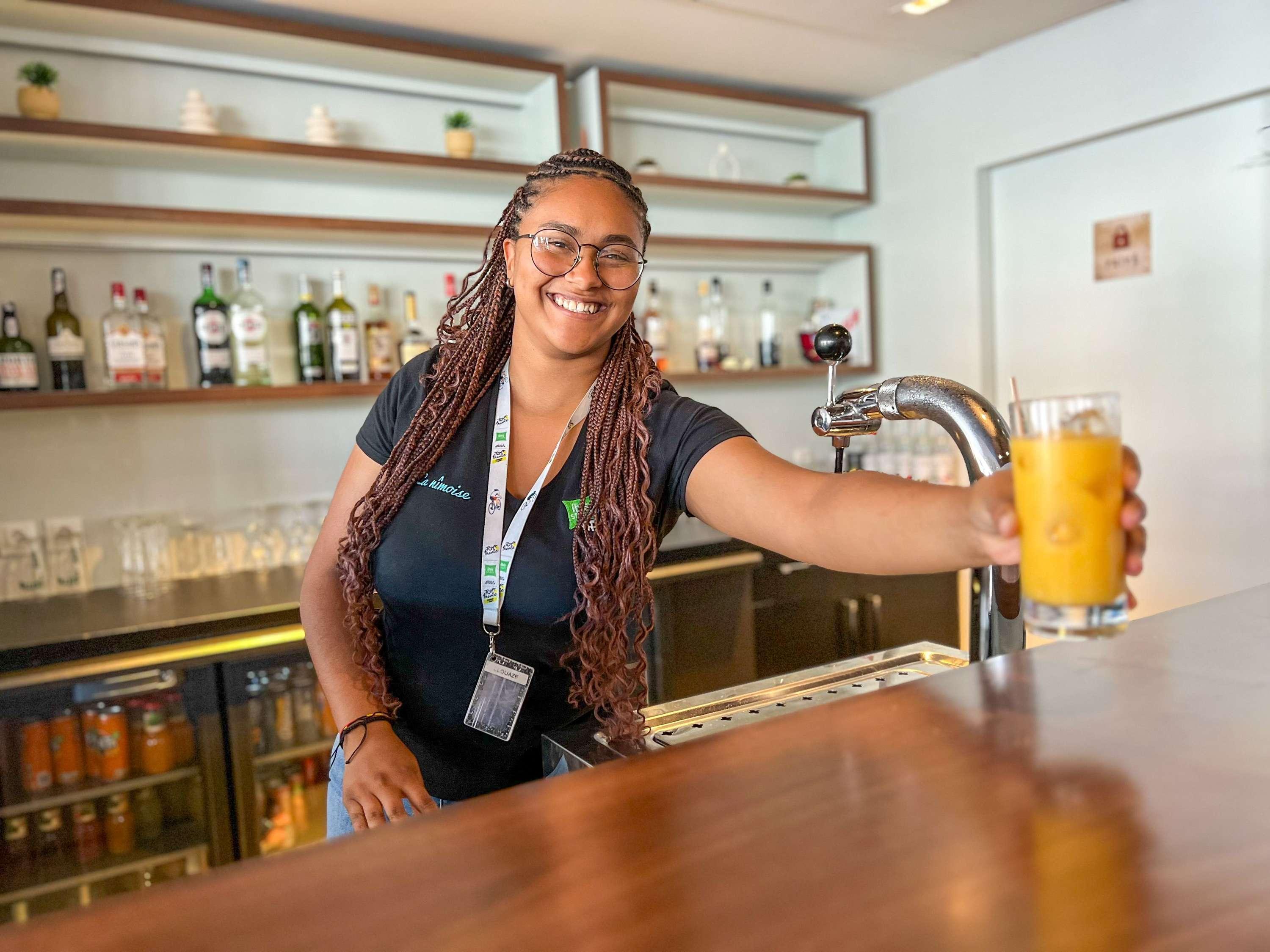Bar/Salón ibis Styles Nimes Gare Centre
