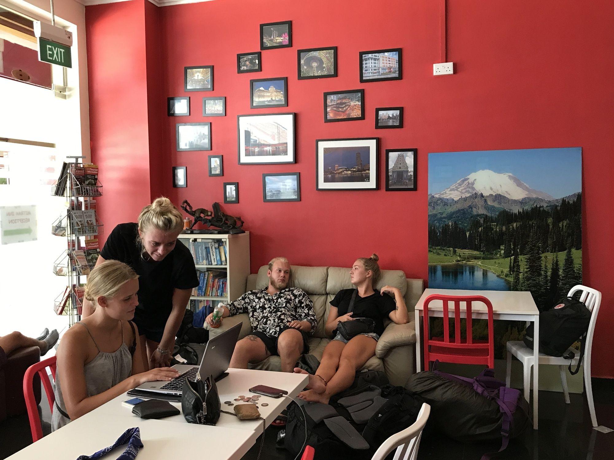 Vista Lobby Mitraa Inn