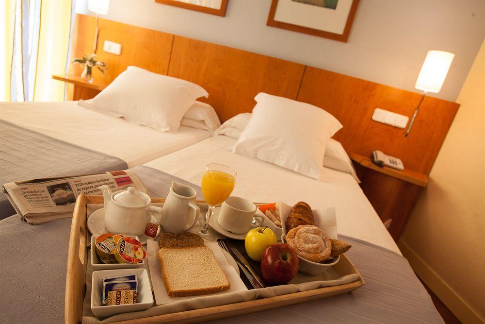 Habitación Nuria Hotel