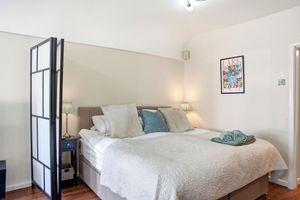 Alquiler Temporario - Stylish Studio - Sleeps 2 & Private Parking