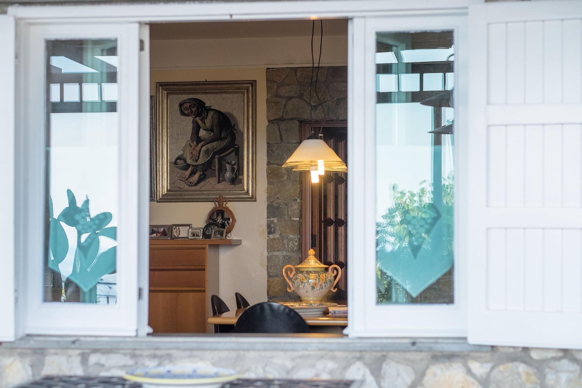 Vista Lobby Villa Ketty