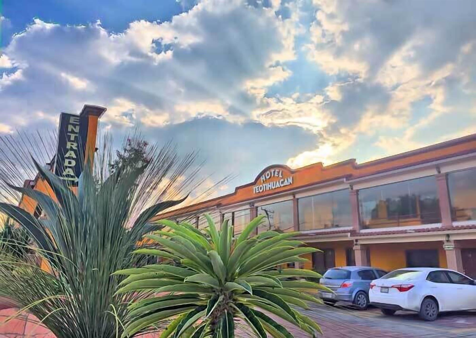 Vista Exterior Hotel Teotihuacan