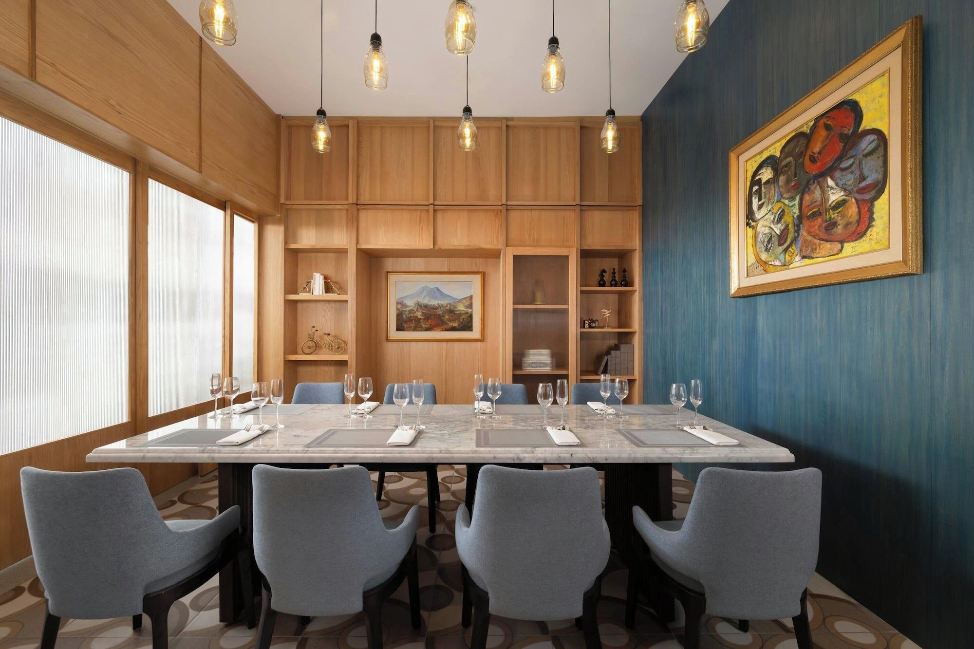 Restaurant Four Points By Sheraton Pontianak