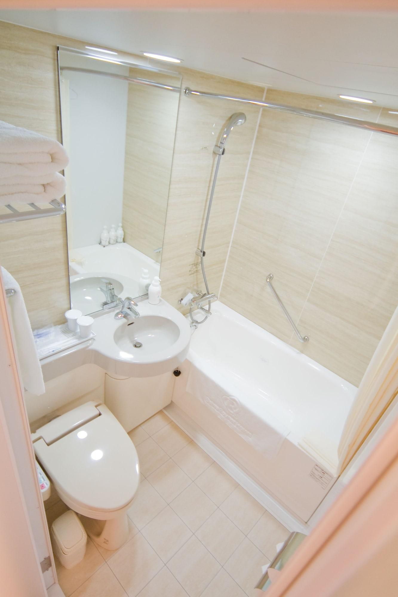 Equipamiento de Habitación Daiwa Roynet Hotel Osaka Uehonmachi