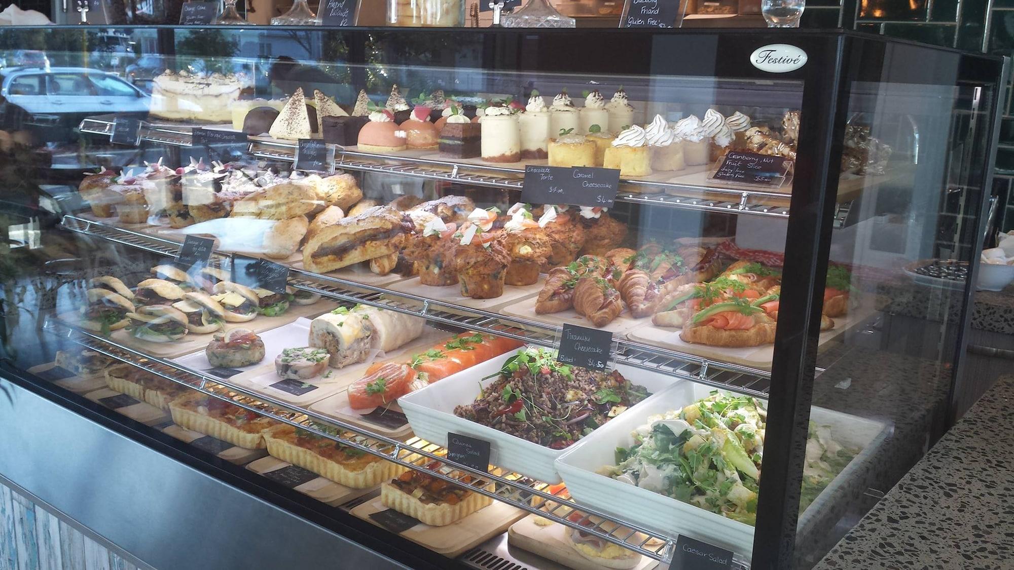 Restaurant 850 Cameron Motel