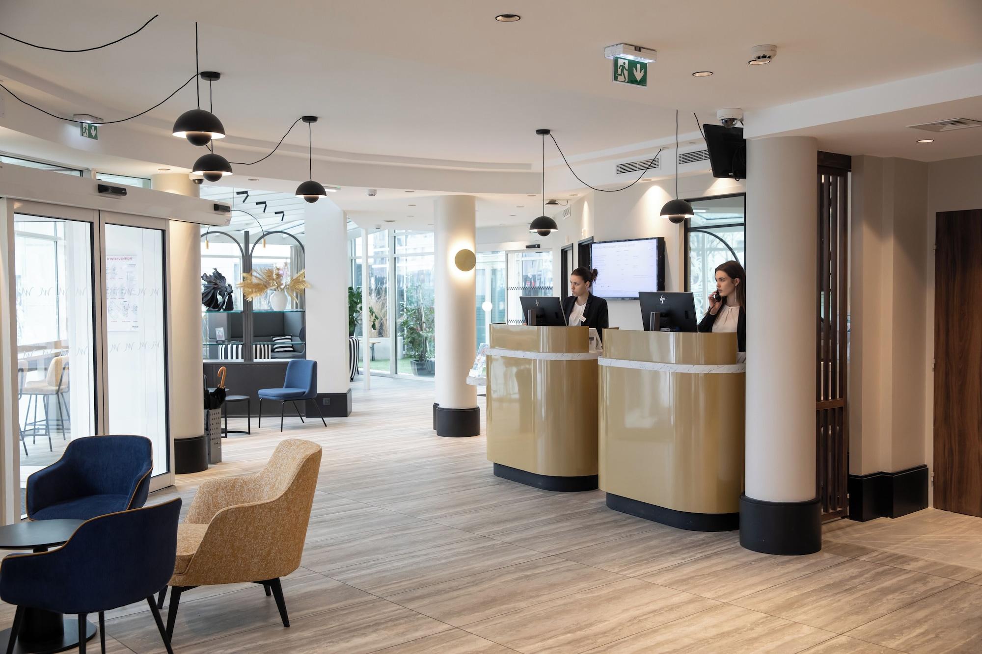 Vista Lobby Mercure Lyon Centre Charpennes Parc de la Tete d'Or