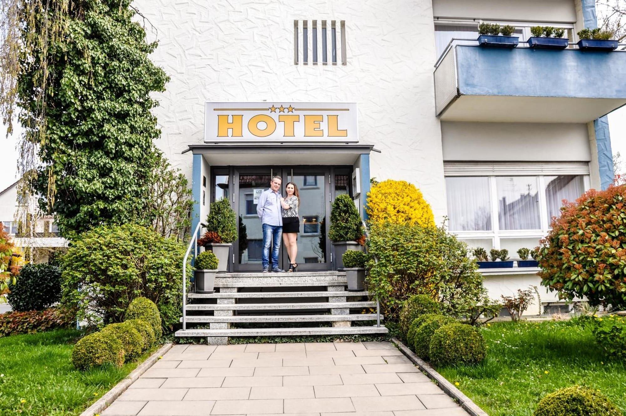 Vista Exterior Hotel Garni Superior