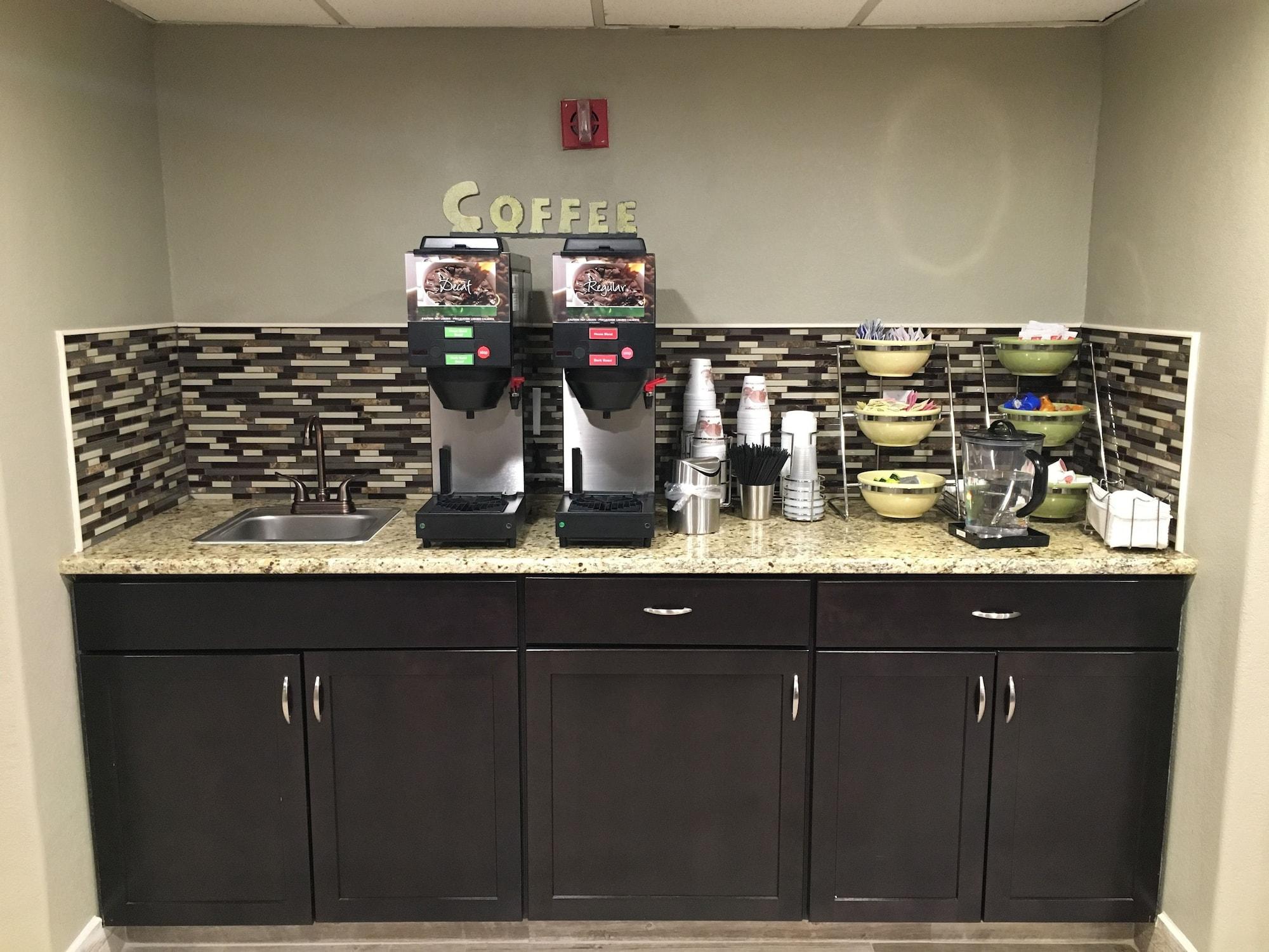 Bar/Salón Quality Inn & Suites Winfield