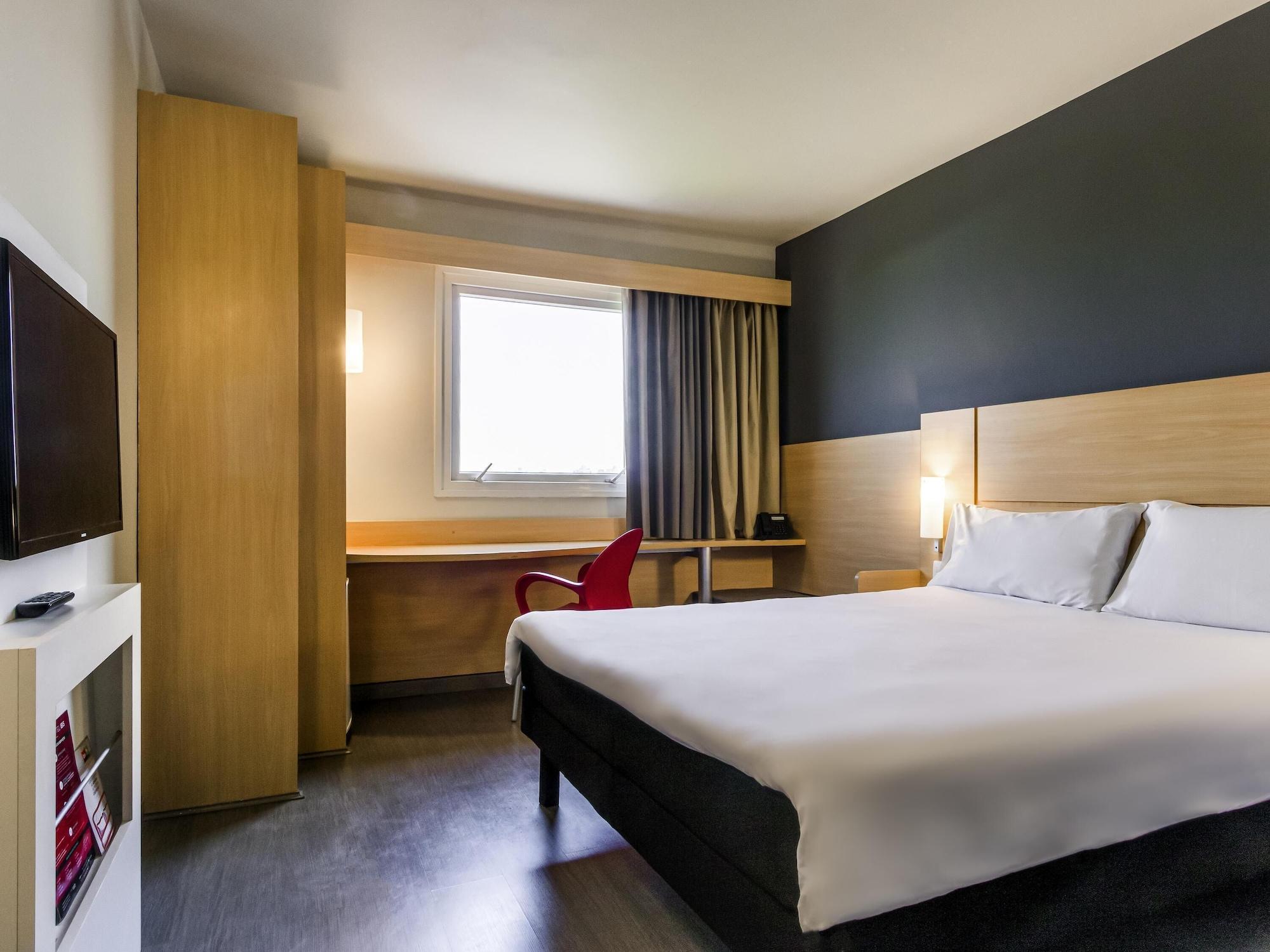Quarto ibis Marilia
