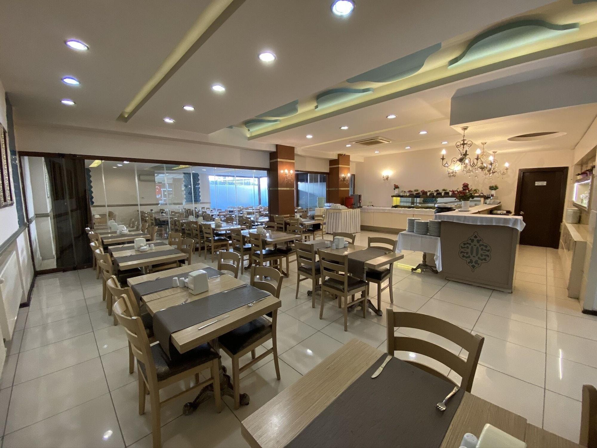 Restaurant Grand Anzac Hotel
