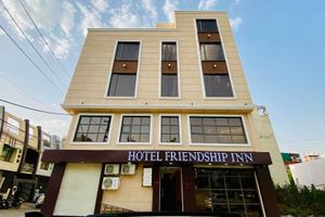 Alojamiento - Hotel Friendship Inn