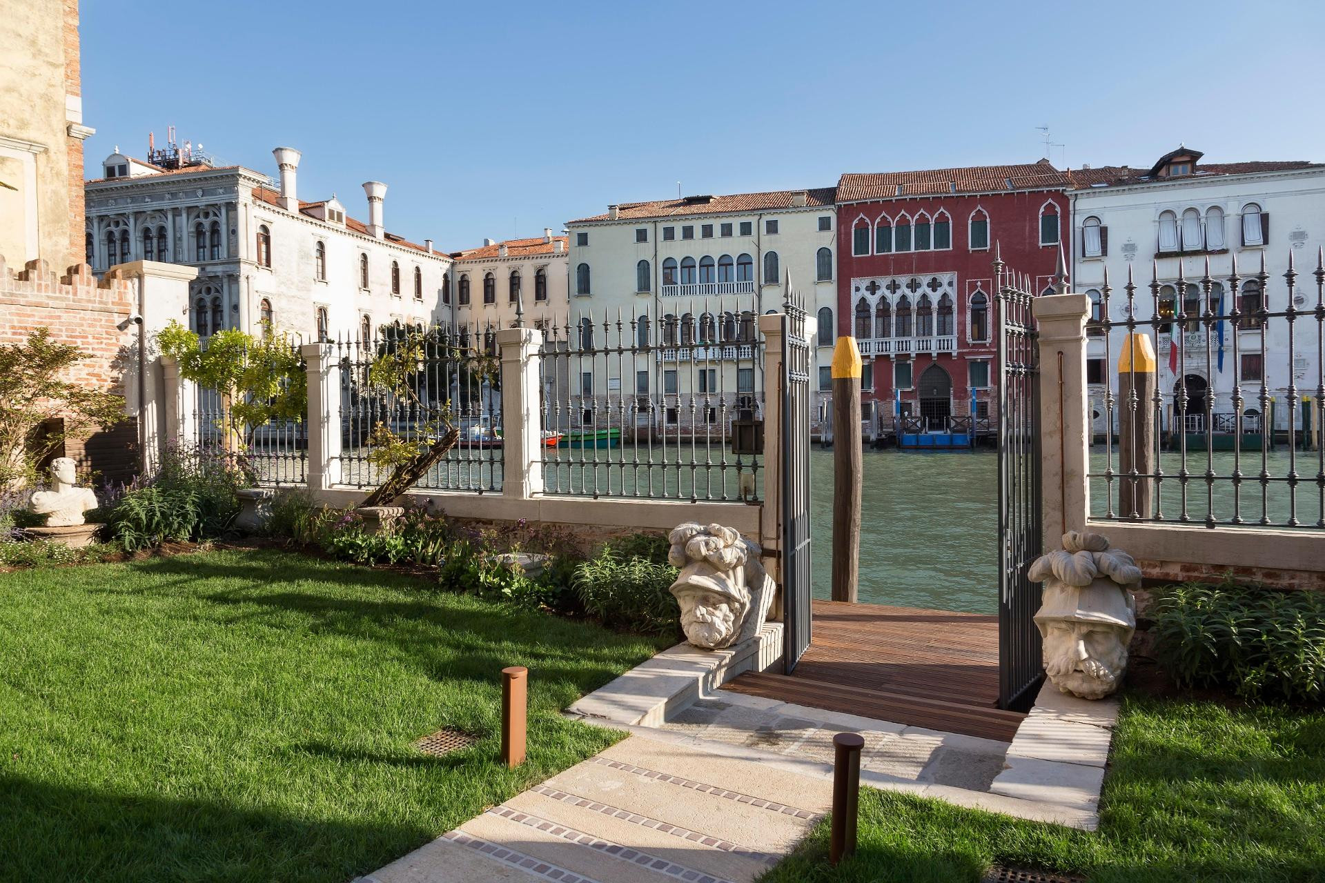 Vista Exterior Palazzo Venart Luxury Hotel