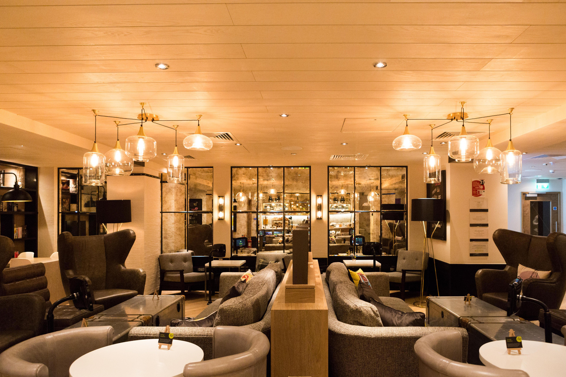 Bar/Salón Hub By Premier Inn Lon Westminster, St James’ Park
