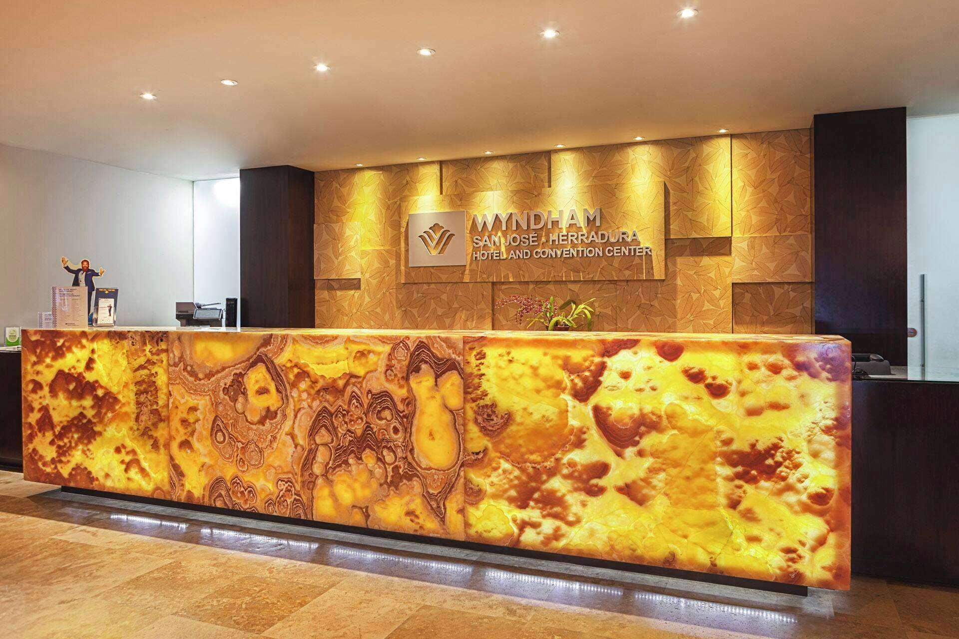 Vista Lobby Wyndham San Jose Herradura Hotel & Convention Center