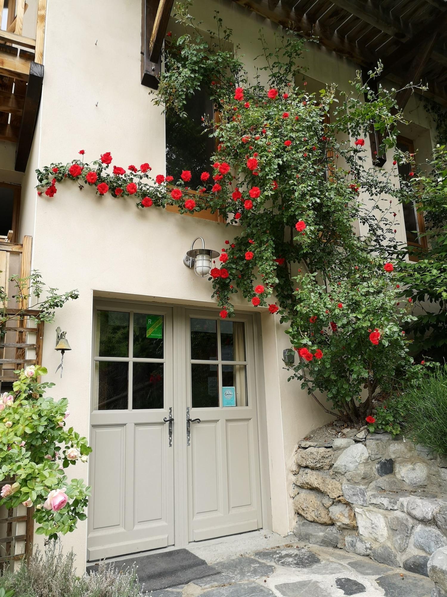 Vista Exterior Maison Caramel