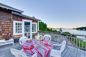 Alquiler Vacacional - Oceanfront Cottage w/ Deck 2 Mi to Boothbay Harbor