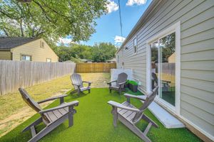 Alquiler Vacacional - Walk to Expo Square Pavilion: Updated Tulsa Home!