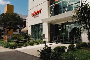 Paquete - Hotel Bleev Curitiba Batel