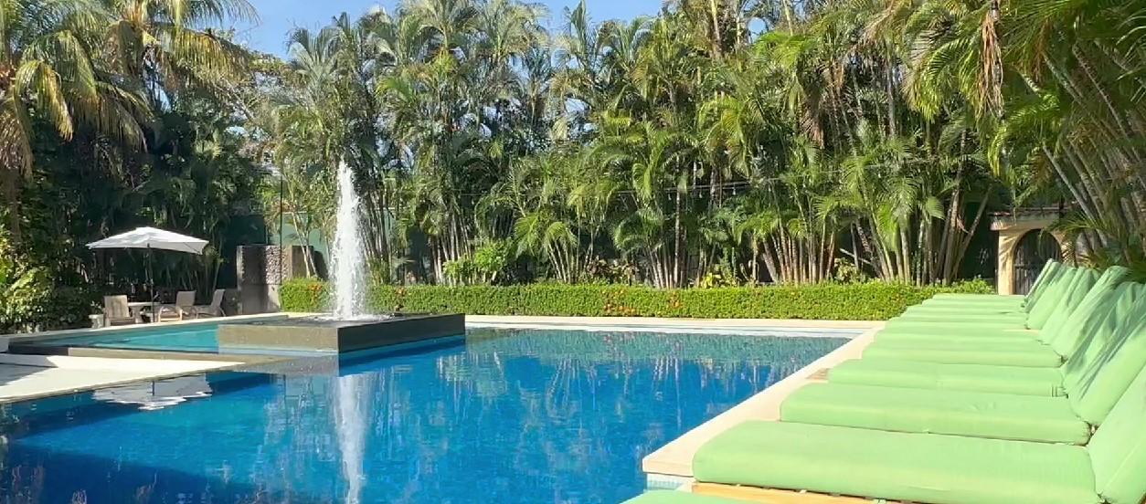 Vista Piscina The Palms At Coco Beach