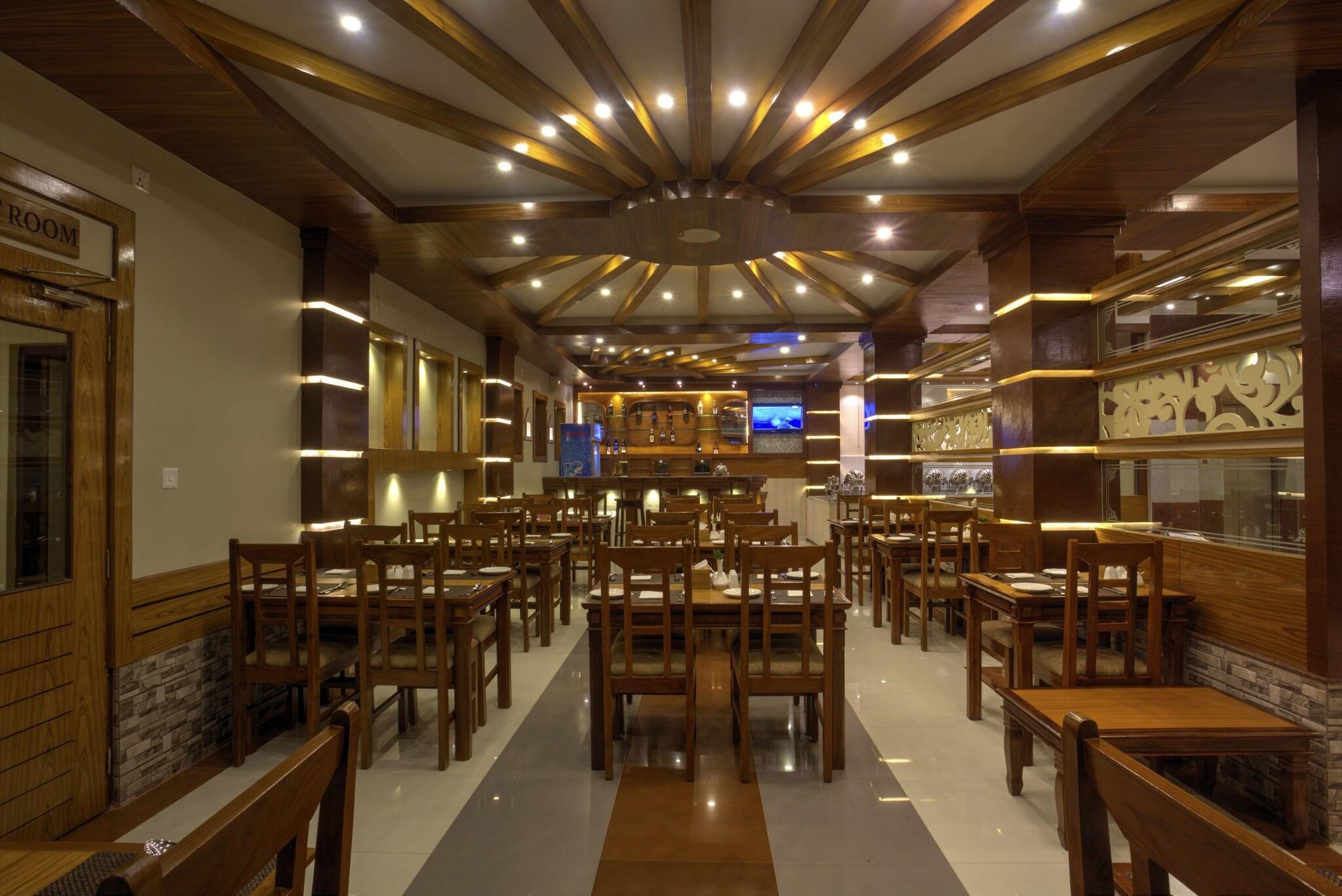 Restaurant Hotel White Pearl