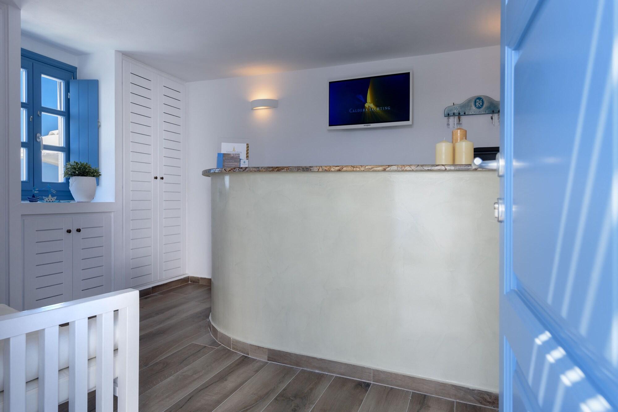 Vista Lobby Kamares Apartments