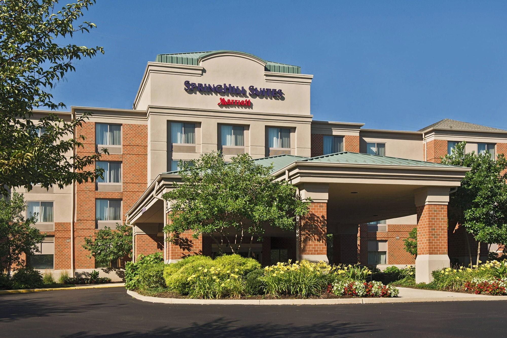 Vista Exterior SpringHill Suites Philadelphia Willow Grove