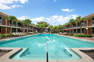 Alojamiento - Ramada by Wyndham Kissimmee Gateway