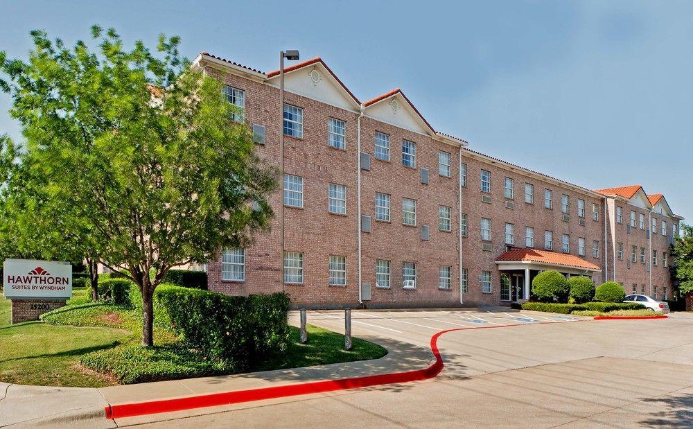 Vista Exterior MainStay Suites Addison-Dallas