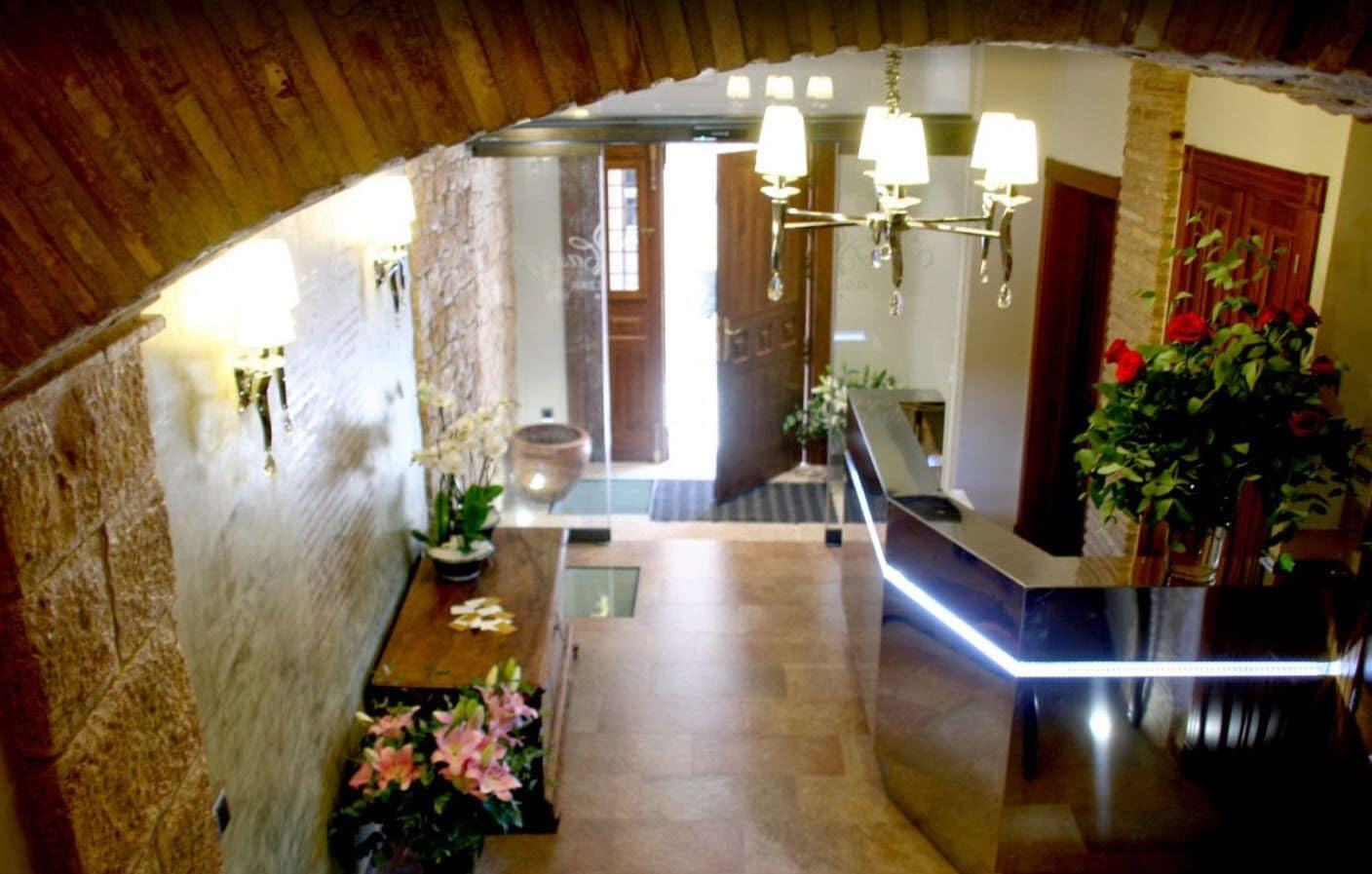Vista Exterior Hotel Castillo de Alquézar