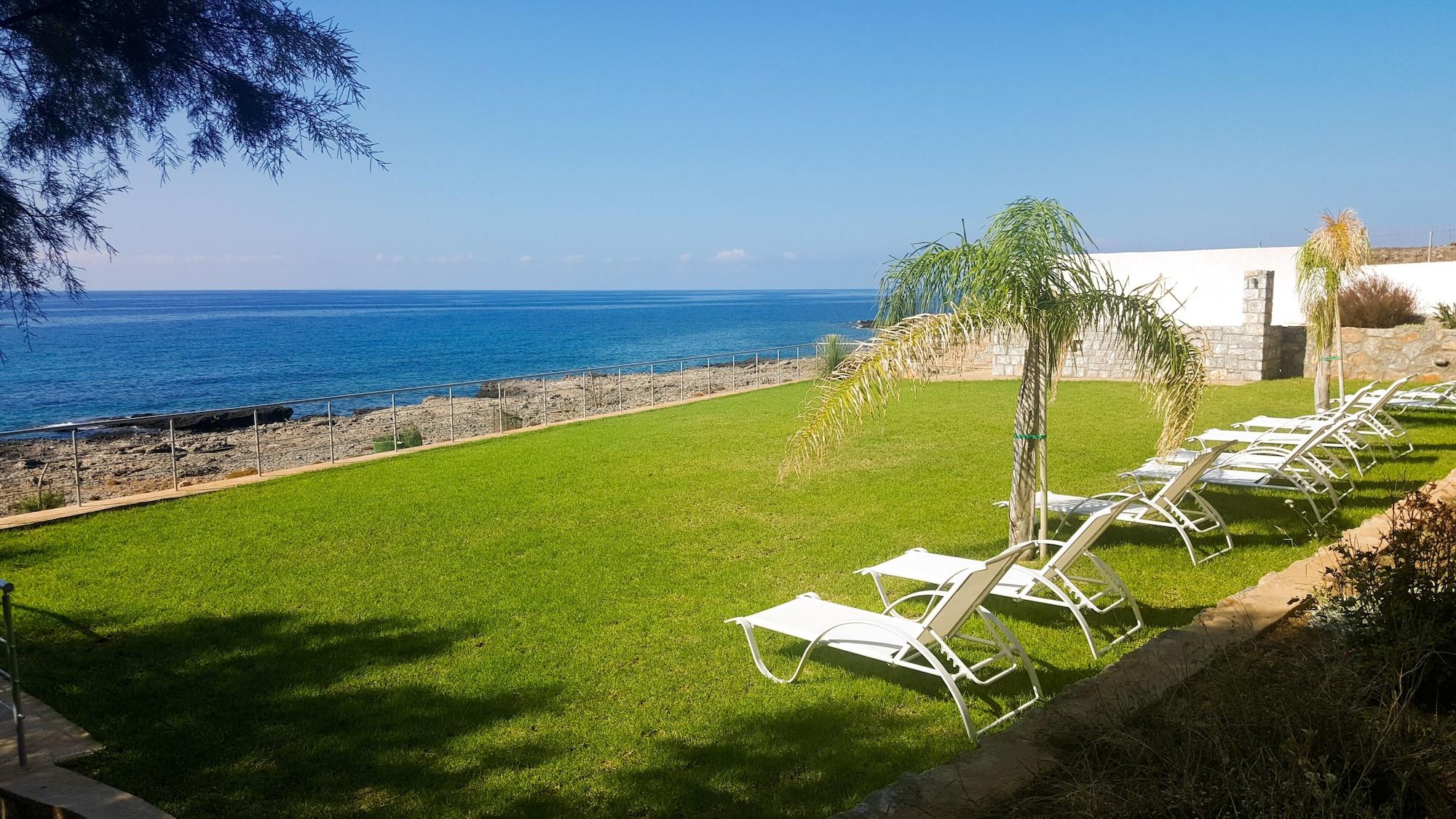 Varios Kritamos Beach Apartments