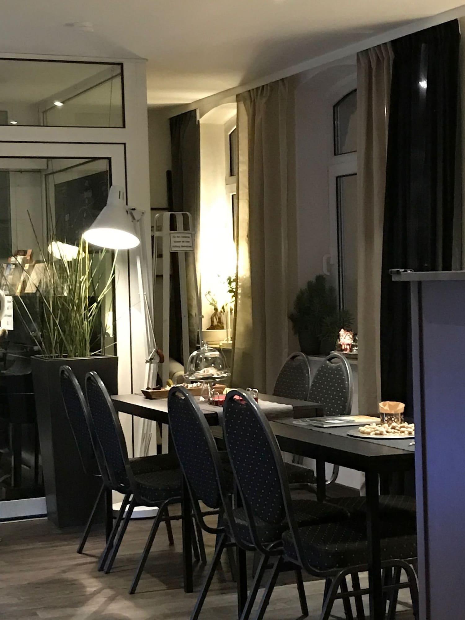 Restaurant Apartment Hotel Lindeneck