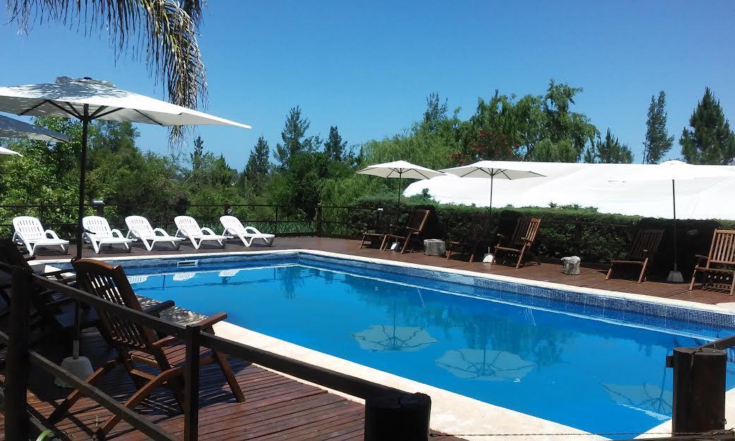 Vista da piscina Terrazas de Colon