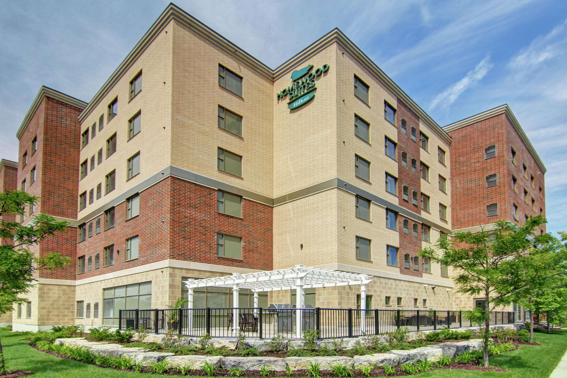 Vista Exterior Homewood Suites by Hilton Ottawa Kanata