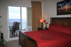 Alquiler Temporario - AWESOME GULF AND BEACH VIEWS! Gorgeous 3 BR/2BA Unit, Large Balcony