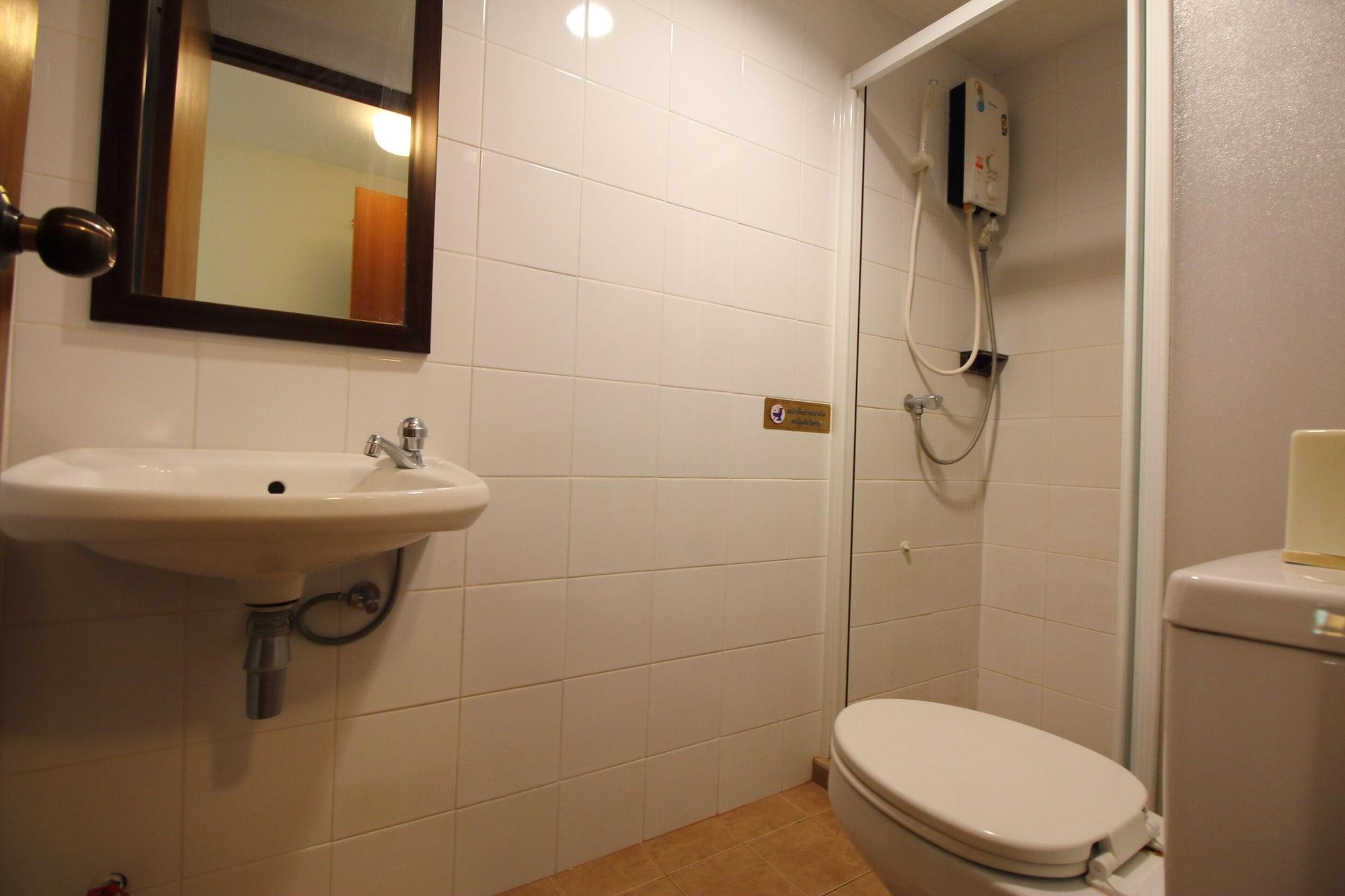 Equipamiento de Habitación Super OYO 484 Pannee Residence Khaosan (Sha Plus)