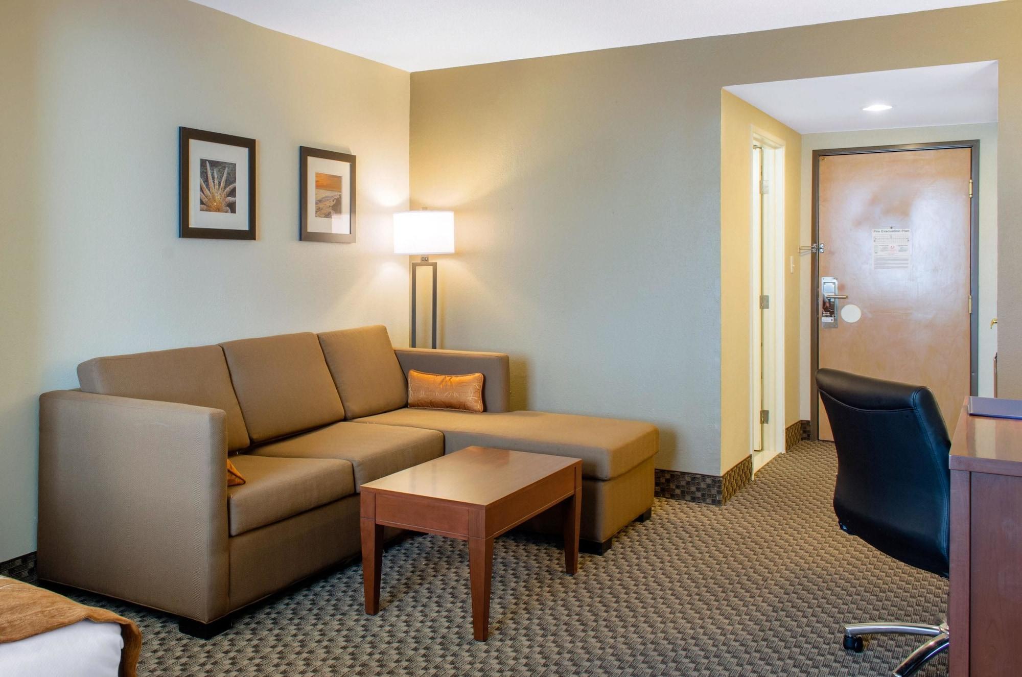 Habitación Comfort Inn & Suites Biloxi - D'Iberville
